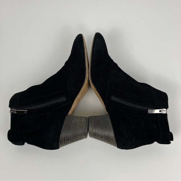 Aquatalia France Perforated Suede Ankle Booties Heeled Black Ankle Zip Sz 9.5 - Picture 11 of 16